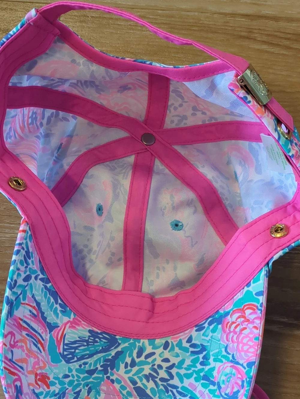 Run Around Hat with Detachable Face Shield